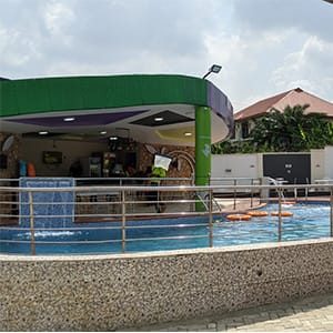 poolbar